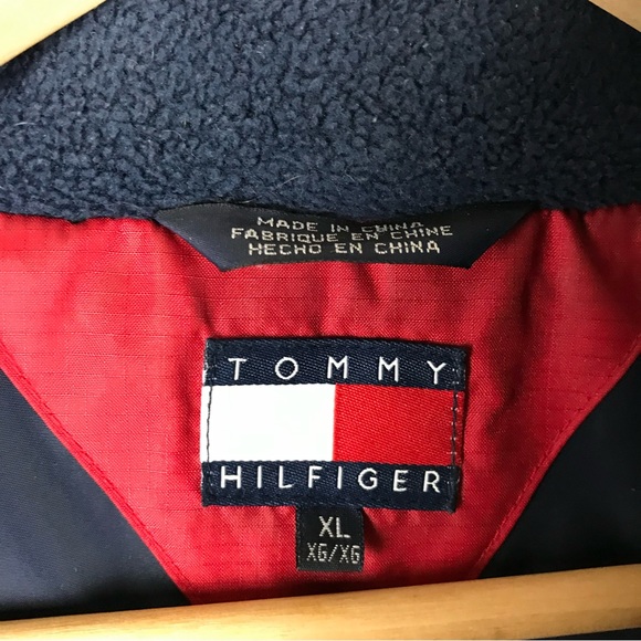 Vintage 1990s Tommy Hilfiger Goose Down Puffer Jacket - Picture 3 of 7